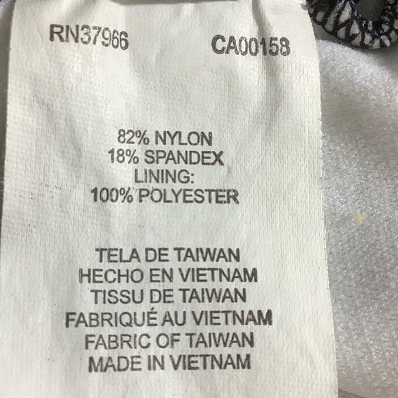 Jantzen classics one piece swimsuit. Sz 10 - Picture 6 of 7